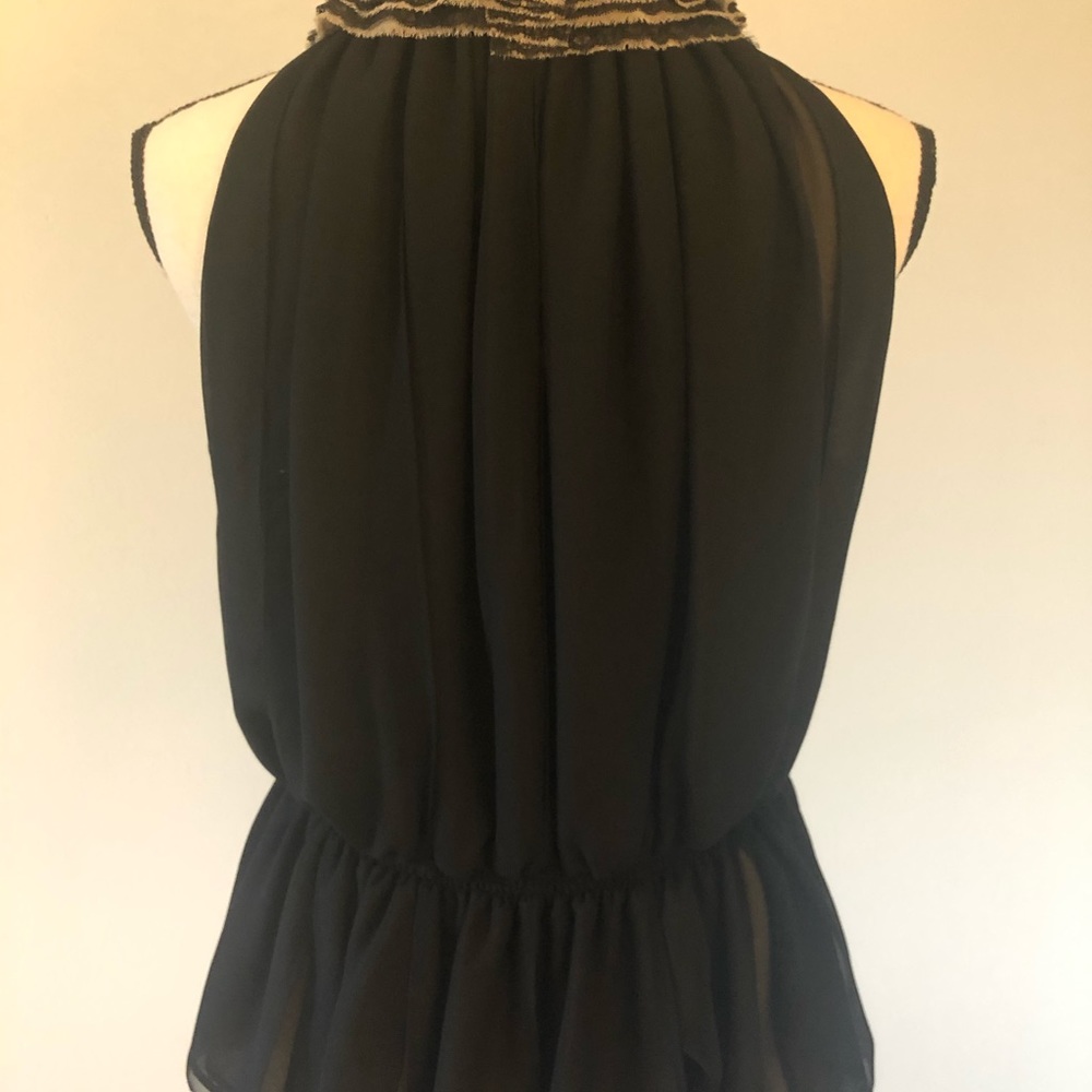 Used Robert Rodriquez Top View 5